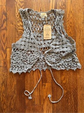 Natural Life Crochet Tie-Front Vest in Light Gray